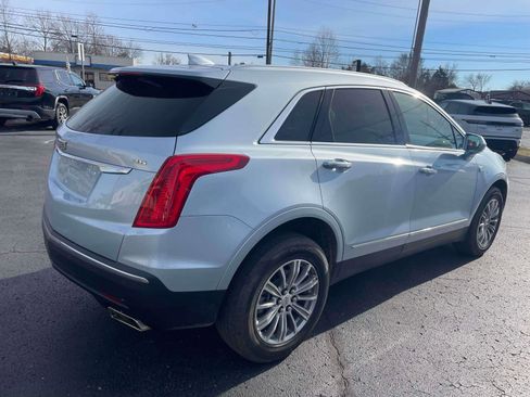 Used 2017 Cadillac XT5 Luxury w/ Driver Awareness Package image 4