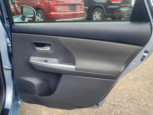 Used 2014 Toyota Prius V Three FWD image 25
