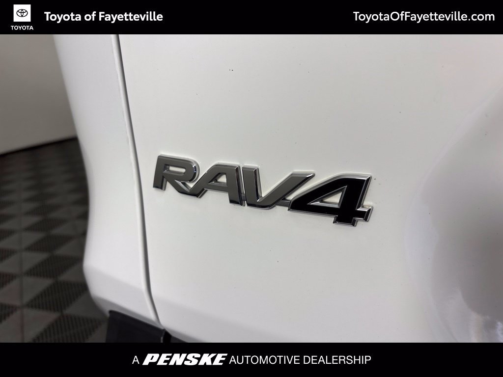 Used 2023 Toyota RAV4 XLE FWD image 4