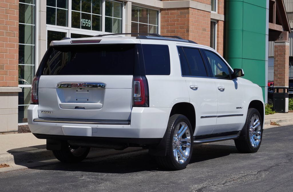 Used 2017 GMC Yukon Denali w/ Open Road Package AWD/4WD image 5