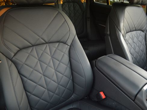 Certified 2025 BMW X5 xDrive40i w/ Premium Package image 37