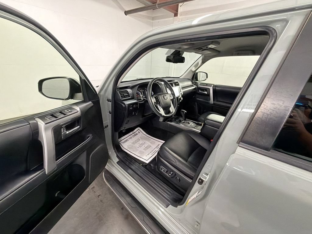 Used 2022 Toyota 4Runner TRD Sport RWD image 10