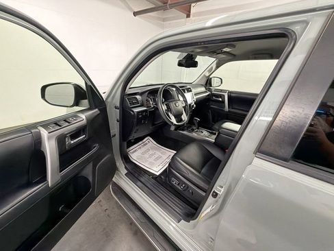 Used 2022 Toyota 4Runner TRD Sport RWD image 10