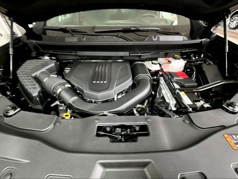 New 2025 GMC Acadia Elevation image 12