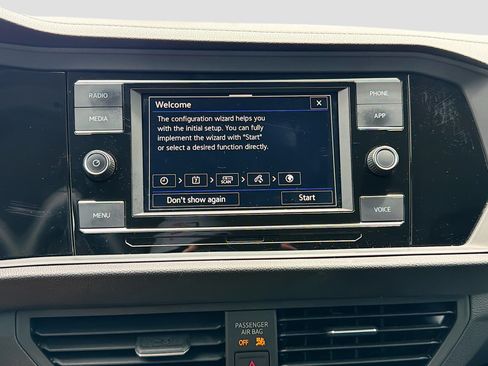 Used 2022 Volkswagen Jetta SE FWD image 24
