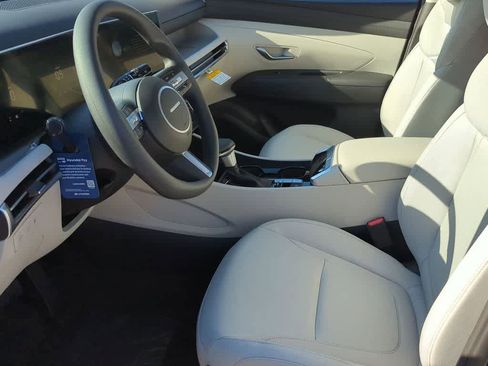 New 2026 Hyundai Tucson SEL FWD image 16