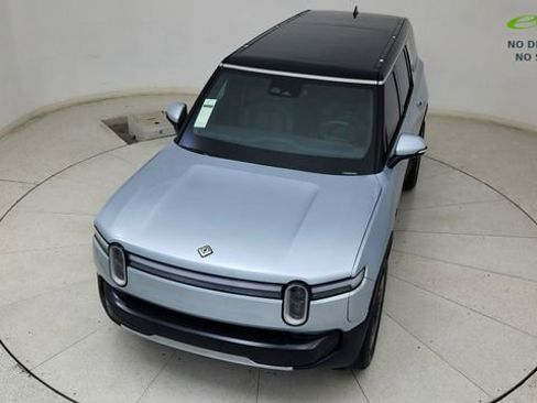 Used 2025 Rivian R1S Adventure AWD/4WD image 82