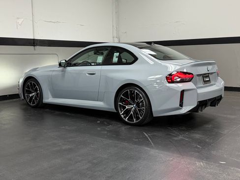 Used 2025 BMW M2 RWD image 9
