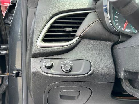 Used 2017 Chevrolet Trax LT w/ LT Convenience Package image 24