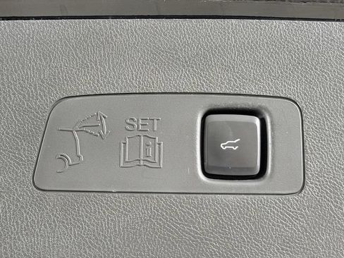 Used 2023 Lincoln Corsair Reserve w/ Equipment Group 201A AWD/4WD image 17