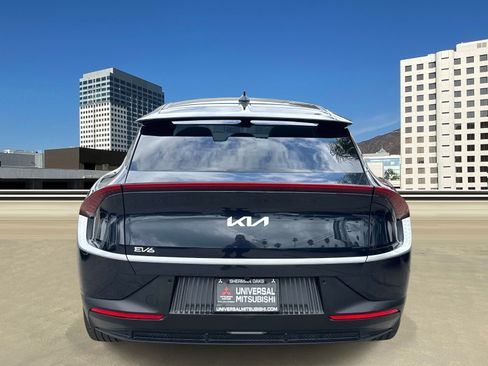 Used 2024 Kia EV6 Light RWD image 4