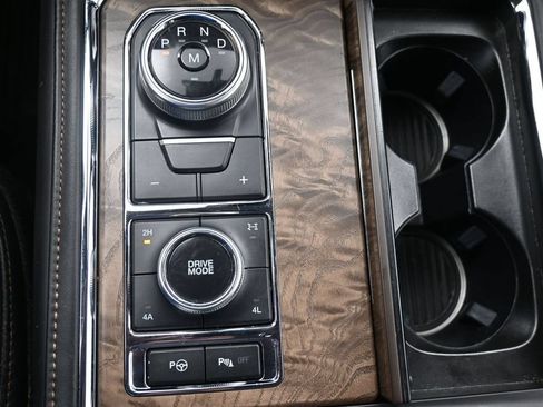 Used 2020 Ford Expedition Max Platinum AWD/4WD image 16