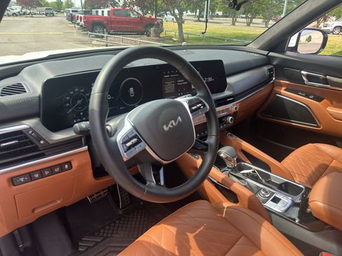 Used 2025 Kia Telluride SX Prestige X-Line AWD/4WD image 19