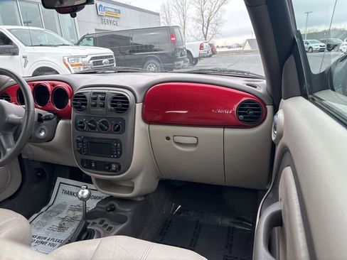 Used 2005 Chrysler PT Cruiser GT image 22
