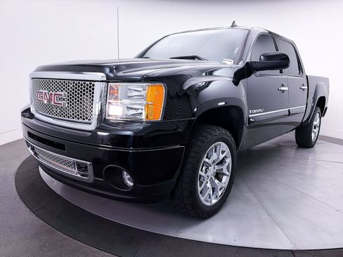 Used 2008 GMC Sierra 1500 Denali AWD/4WD image 5