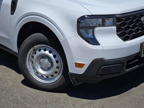 Certified 2025 Ford Maverick XL FWD image 9