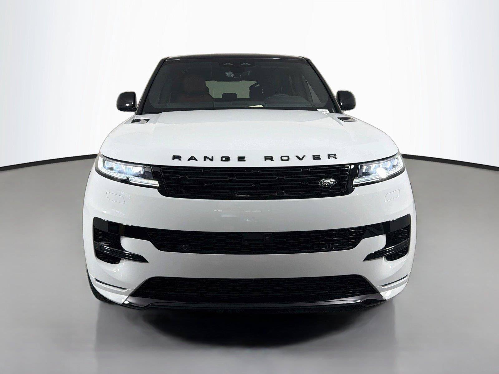 New 2026 Land Rover Range Rover Sport Dynamic SE AWD/4WD image 2