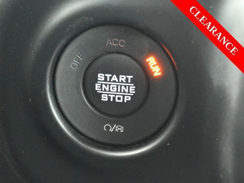 Used 2023 Jeep Wrangler Unlimited w/ Convenience Group image 24