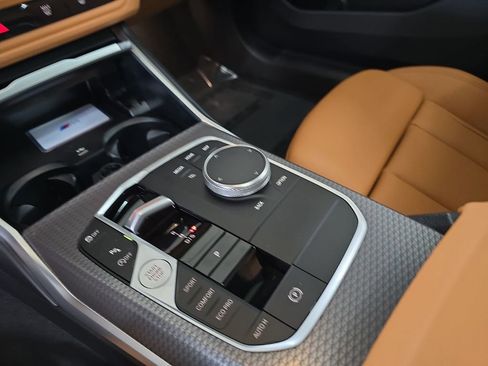 New 2026 BMW 330i Sedan w/ M Sport Package image 19