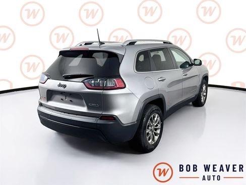 Used 2020 Jeep Cherokee Latitude Plus w/ Cold Weather Group AWD/4WD image 8