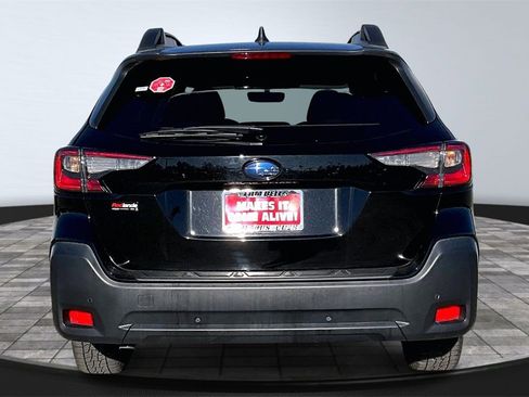 Used 2023 Subaru Outback Onyx Edition image 5
