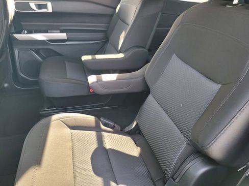 Certified 2023 Ford Explorer XLT image 13