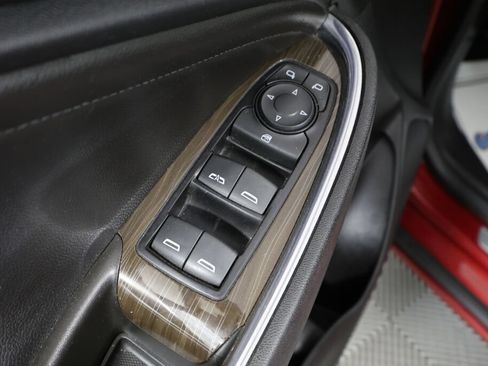 Used 2016 Chevrolet Malibu Premier FWD image 30