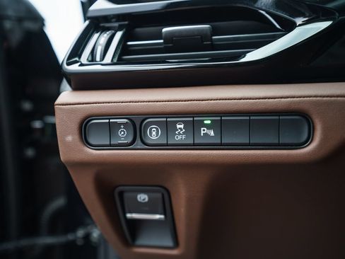Certified 2023 Acura MDX SH-AWD w/ Technology Package image 27