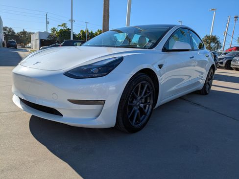 Used 2022 Tesla Model 3 Long Range image 8