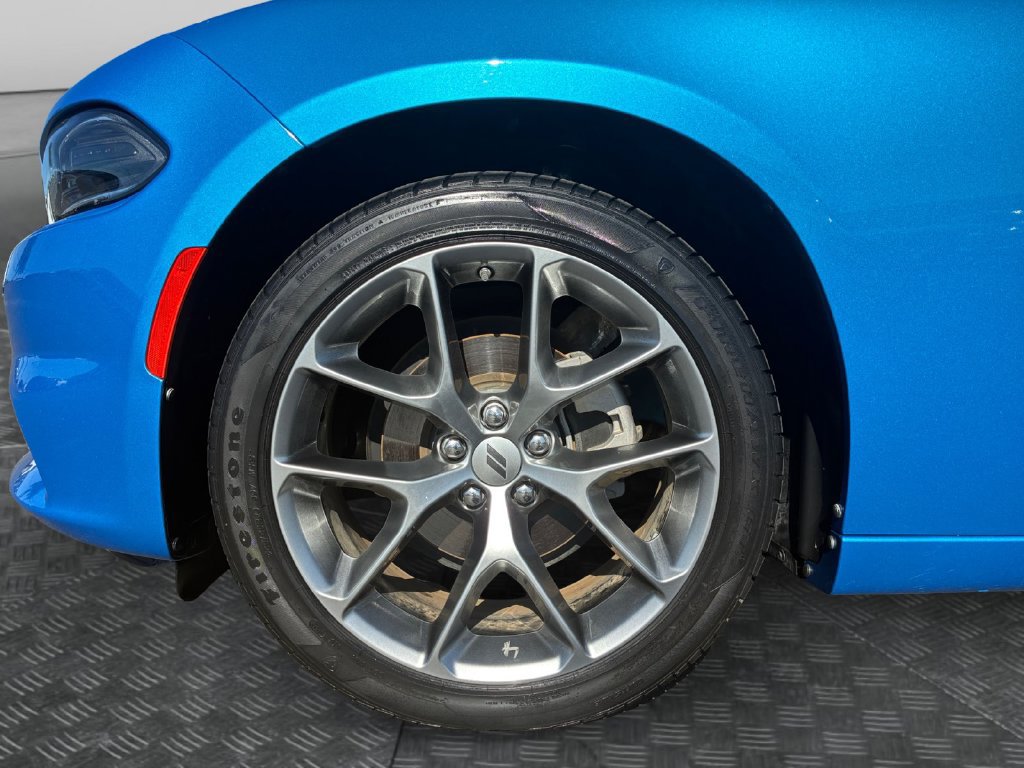 Used 2023 Dodge Charger SXT w/ Plus Group RWD image 22