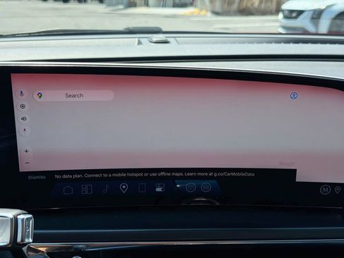 Used 2024 Cadillac Lyriq Tech RWD image 31