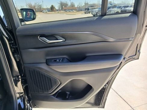 New 2026 Jeep Grand Cherokee Laredo image 18