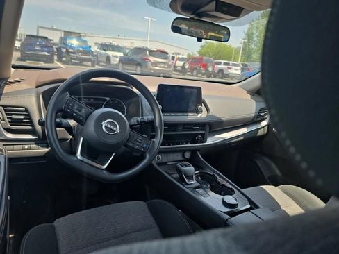 Certified 2023 Nissan Rogue SV AWD/4WD image 8