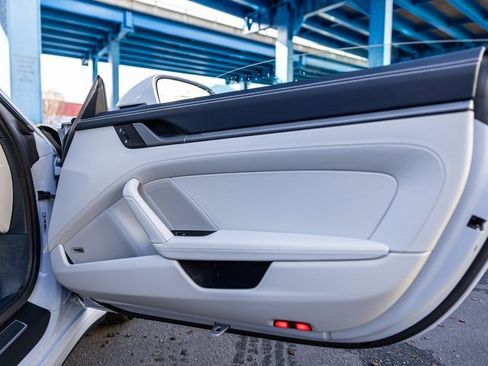 Used 2025 Porsche 911 Carrera image 35