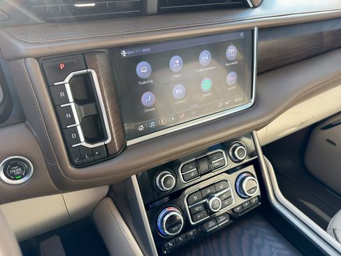 Used 2021 GMC Yukon Denali image 22