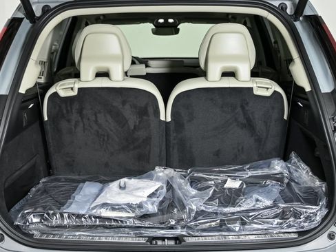 Used 2026 Volvo XC90 B6 Ultra w/ Protection Package AWD/4WD image 33