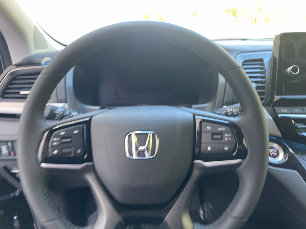 New 2027 Honda Odyssey Touring image 13