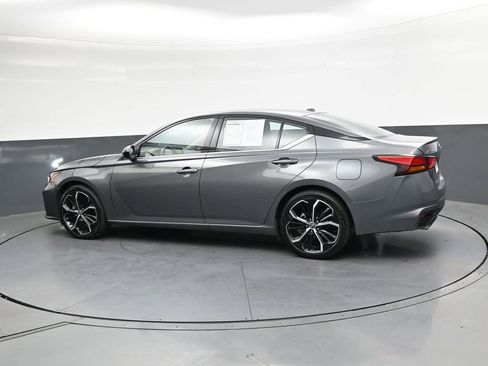 Used 2025 Nissan Altima 2.5 SR image 6