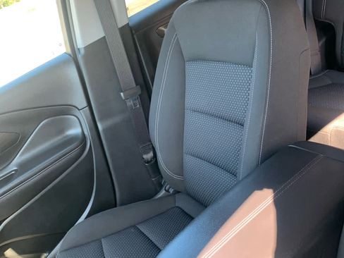 Used 2022 GMC Terrain SLE w/ Driver Convenience Package FWD image 21