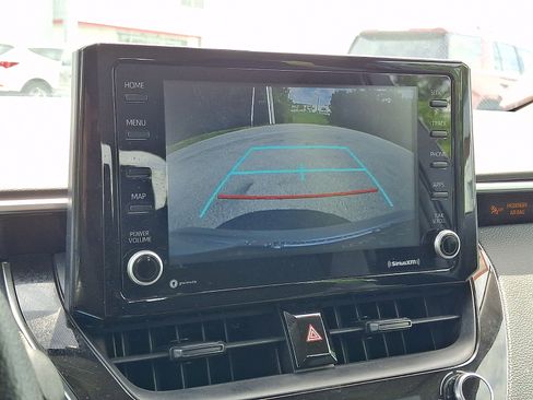 Used 2022 Toyota Corolla LE FWD image 18