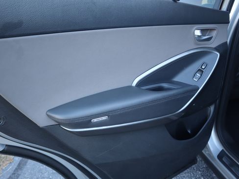 Used 2017 Hyundai Santa Fe AWD w/ SE Ultimate Tech Package 03 image 61