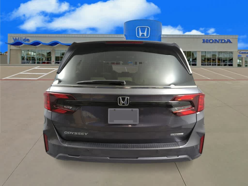 New 2027 Honda Odyssey Touring image 3