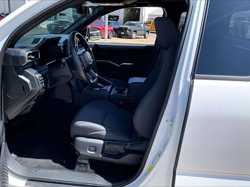 Used 2024 Toyota Tacoma SR image 8