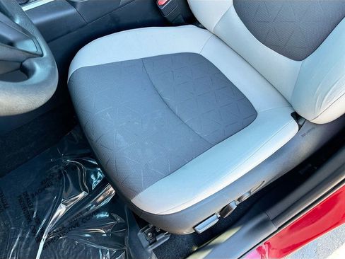 Used 2024 Toyota RAV4 XLE image 18