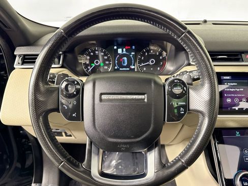 Used 2019 Land Rover Range Rover Velar S image 11
