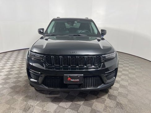 Certified 2023 Jeep Grand Cherokee Limited w/ Black Appearance Package image 2