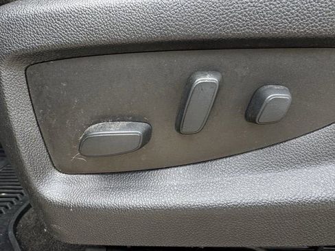 Used 2018 Chevrolet Silverado 1500 LT w/ Texas Edition RWD image 25