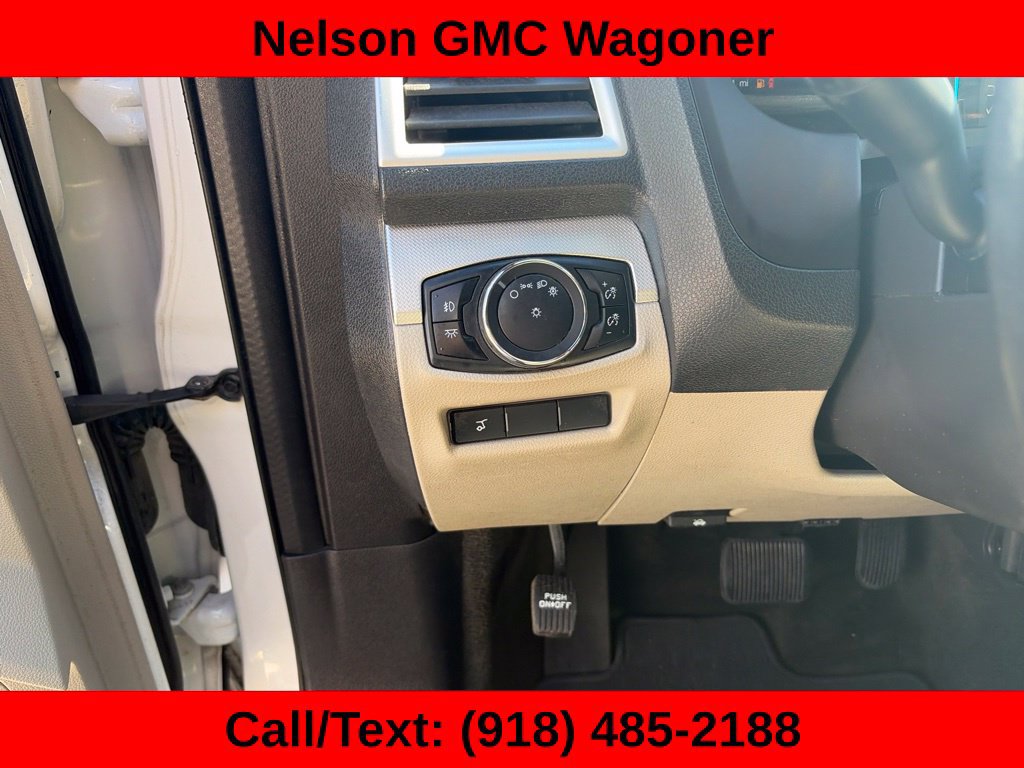 Used 2015 Ford Explorer XLT w/ Equipment Group 202B FWD image 23