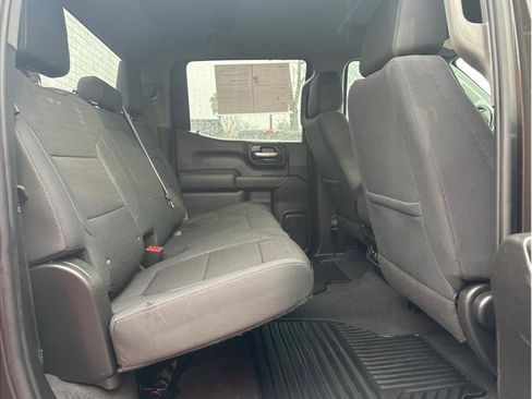 Used 2021 Chevrolet Silverado 1500 LT w/ Safety Package II image 12