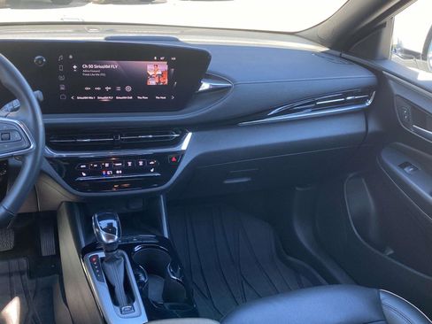 Used 2025 Buick Envista Avenir image 18